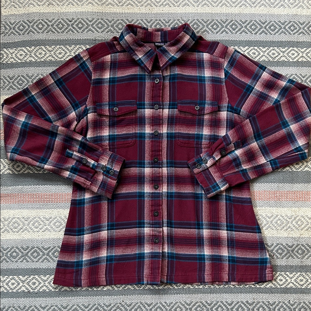 Patagonia Women’s Fjord Flannel Shirt